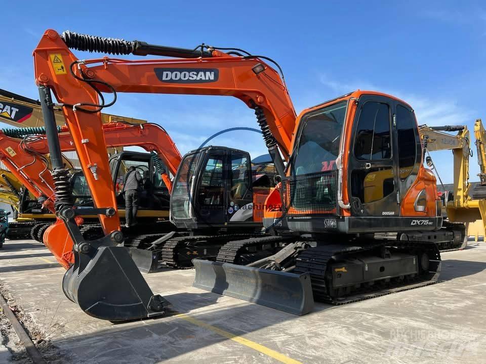 Doosan DX 75-9 C Gravemaskiner på larvebånd