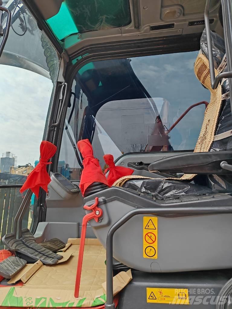 Volvo EC 140 Midi-gravemaskiner 7t - 12t