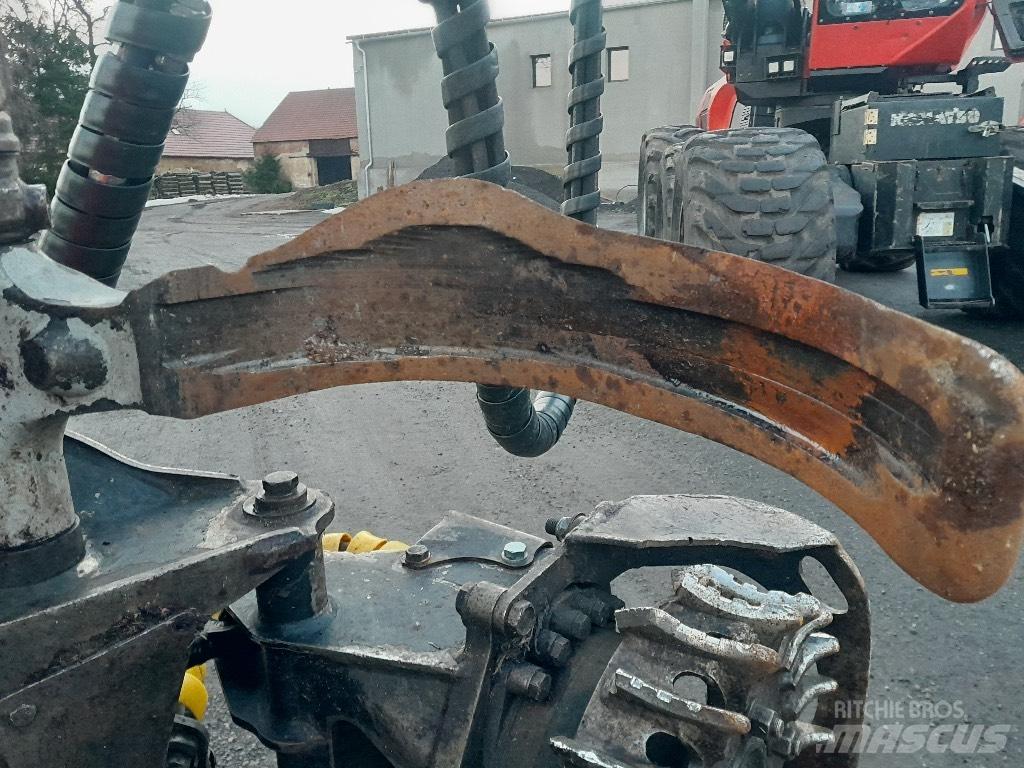 Komatsu 951 Skovningsmaskiner