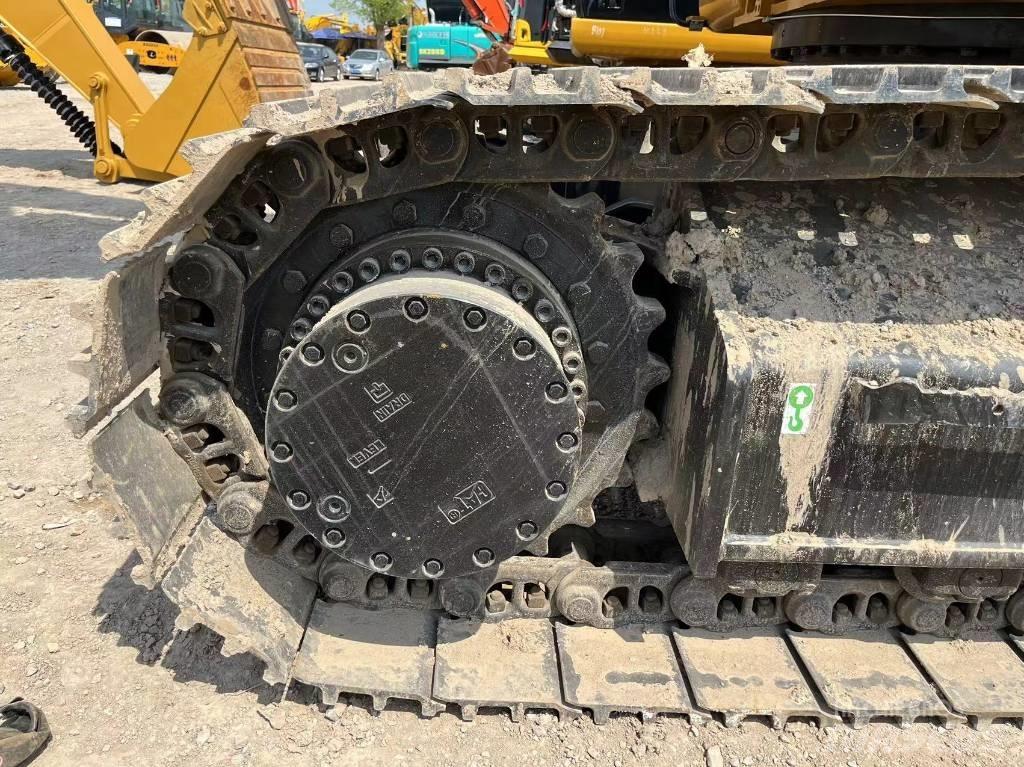 CAT 330D2 Gravemaskiner på larvebånd