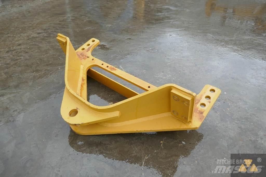 CAT 140M3 Drawbar Transport – Andet