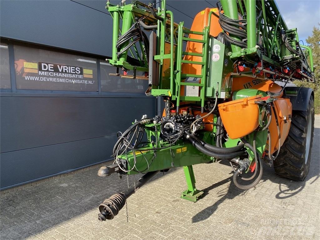 Amazone UX 5200 Trailersprøjter