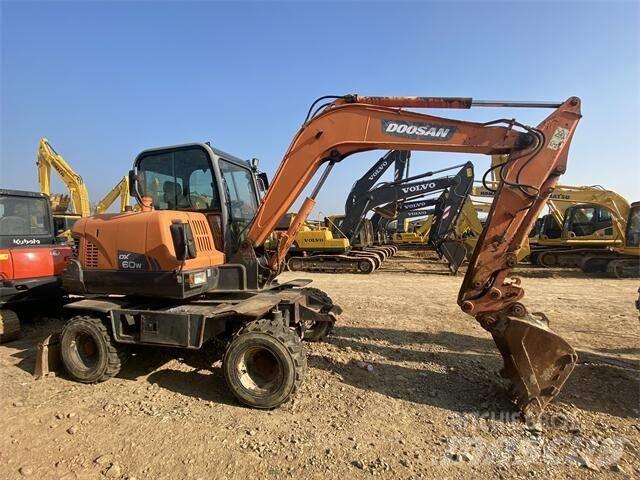 Doosan DX60W Minigravemaskiner