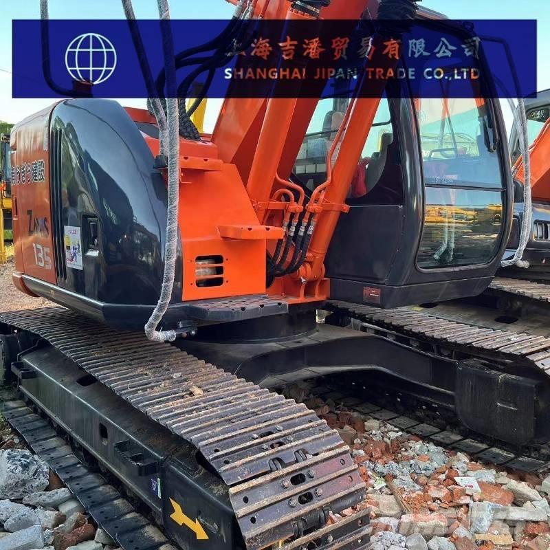 Hitachi ZX 135 Midi-gravemaskiner 7t - 12t