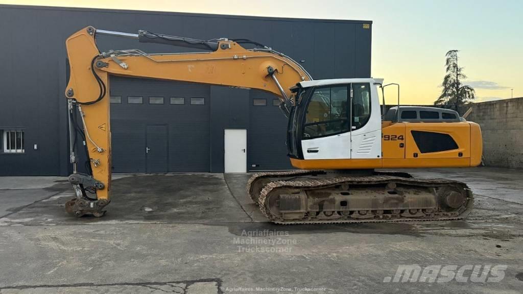 Liebherr R924LC Gravemaskiner på larvebånd