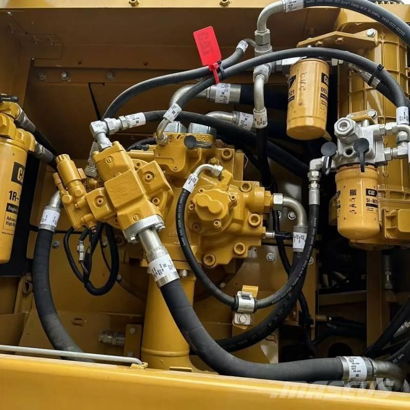 CAT 330 D Gravemaskiner på larvebånd