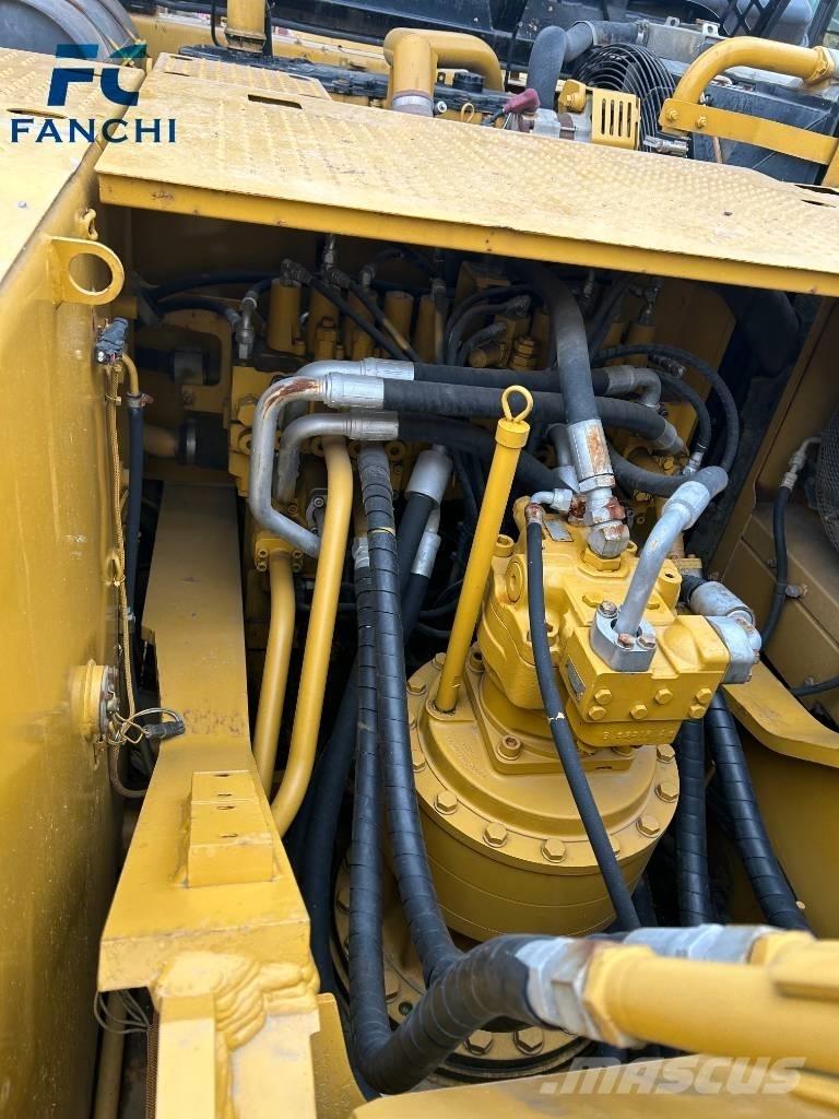 CAT 325 D Gravemaskiner på larvebånd