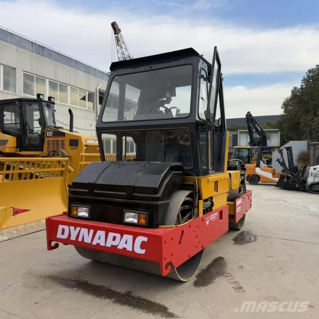 Dynapac CC 211 Tvilling tromle