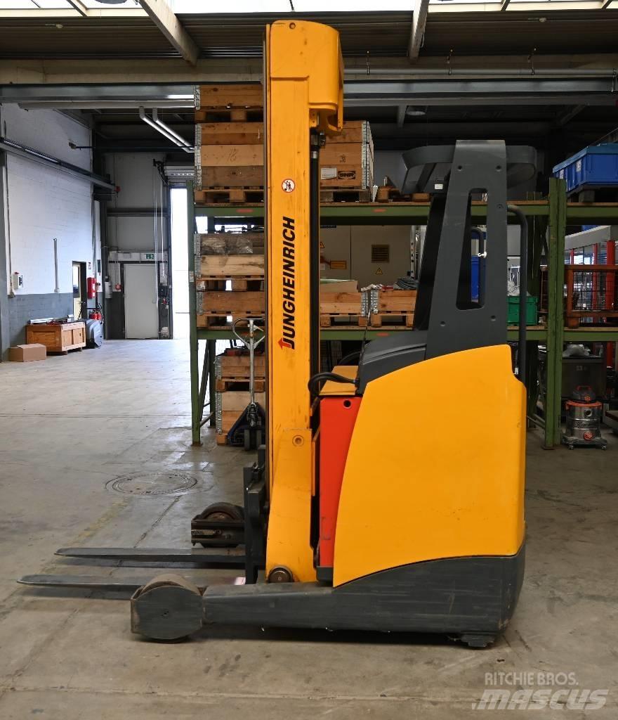 Jungheinrich ETV 214 Reachtruck