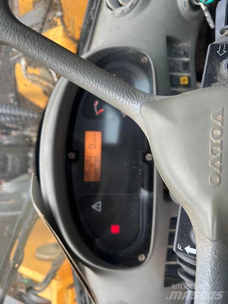 Volvo L 220 E Læssemaskiner på hjul