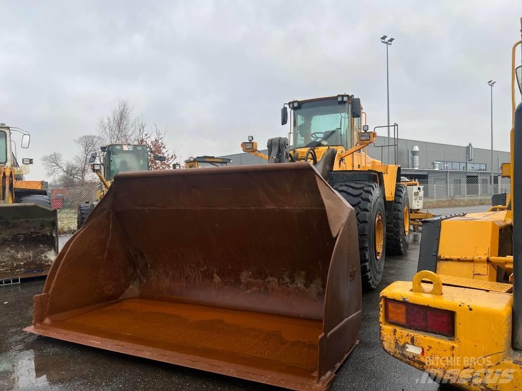 Volvo L 220 E Læssemaskiner på hjul