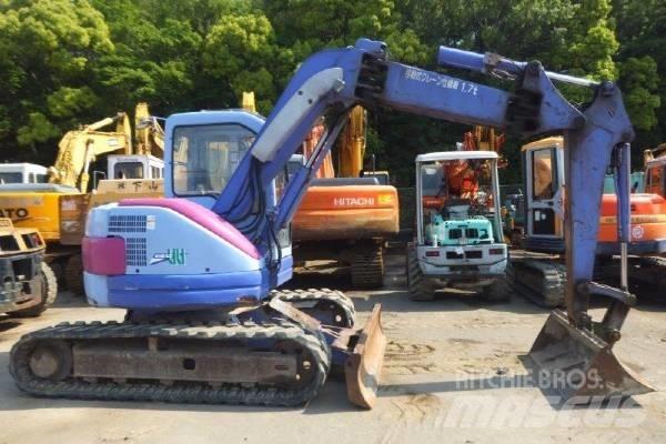 Komatsu PC75UU-3 Midi-gravemaskiner 7t - 12t