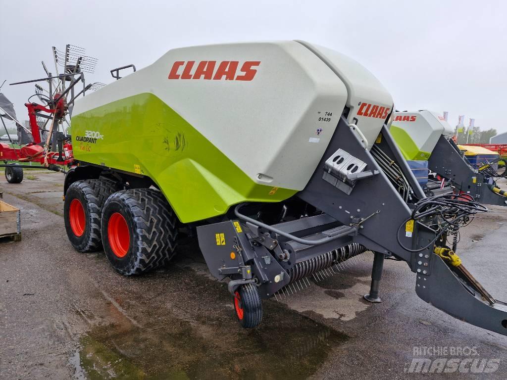 CLAAS Qvadrant 3200 Pressere til firkantede baller