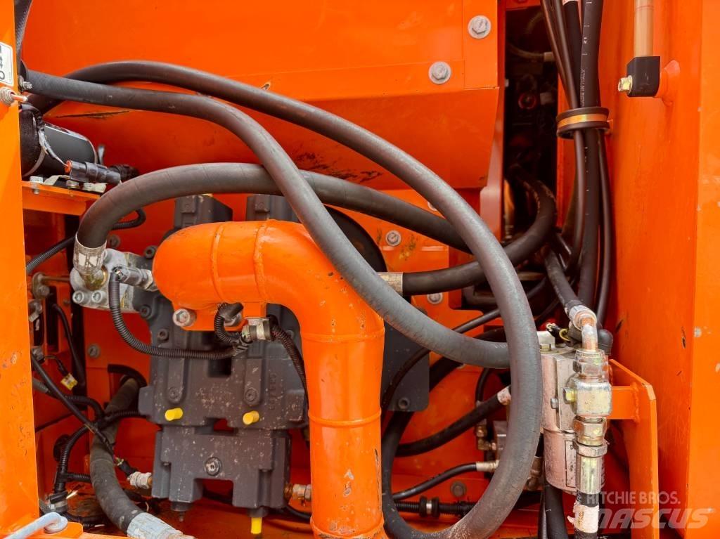 Doosan DX 160 W Gravemaskiner på hjul