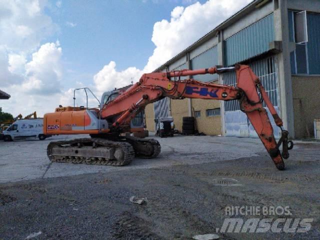 Fiat-Kobelco E 235 Gravemaskiner på larvebånd