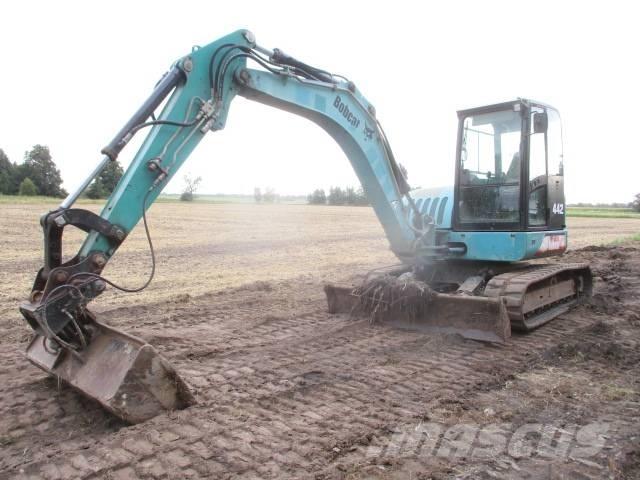 Bobcat 442 B Midi-gravemaskiner 7t - 12t