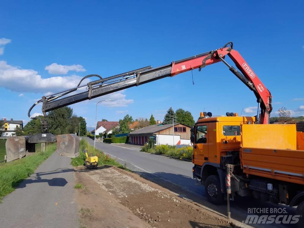 Fassi 130 Lastbilmonterede kraner