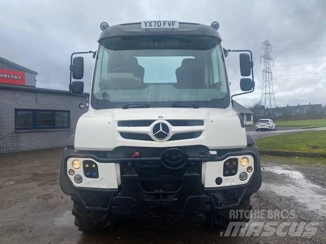 Mercedes-Benz UNIMOG Lastbiler med tip