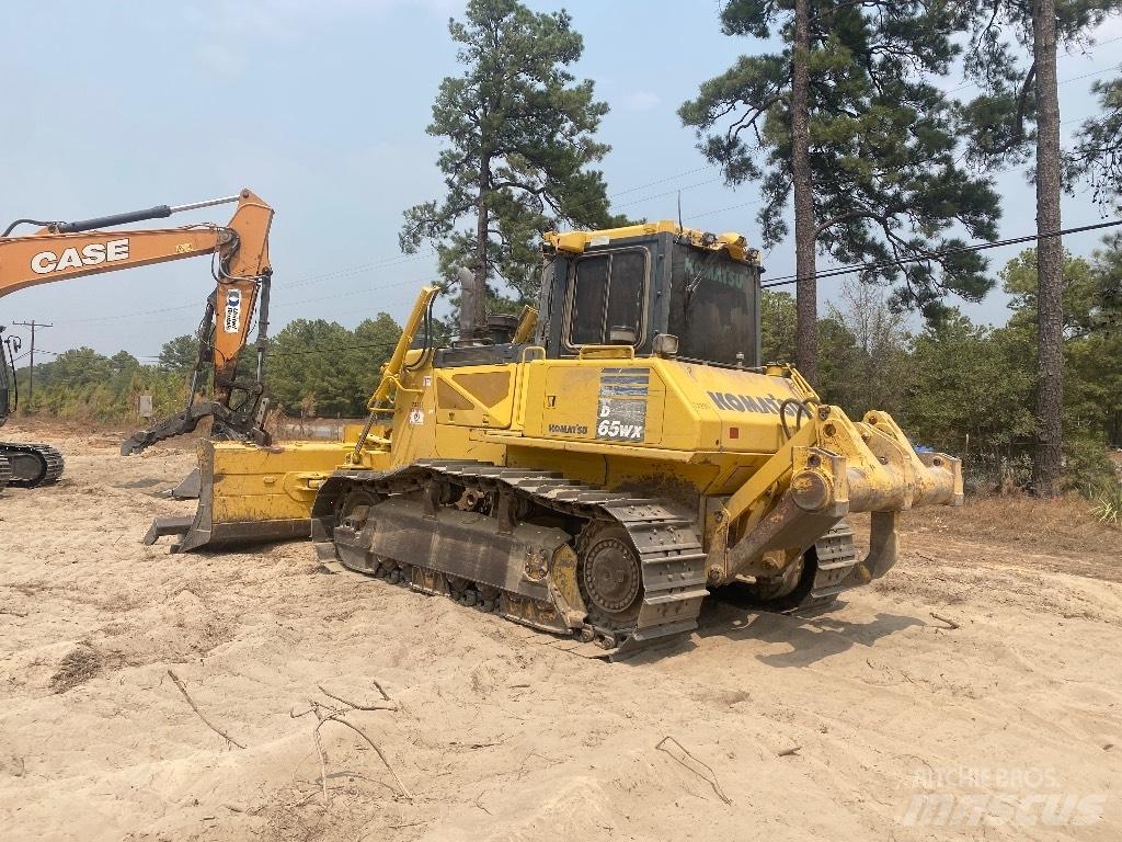 Komatsu D 65 WX-17 Bulldozer på larvebånd