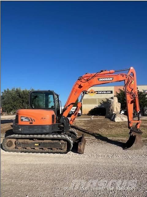 Doosan DX 85 R-3 Midi-gravemaskiner 7t - 12t