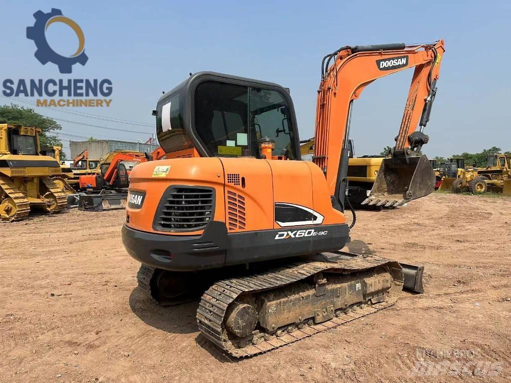Doosan DX 60 Gravemaskiner på larvebånd