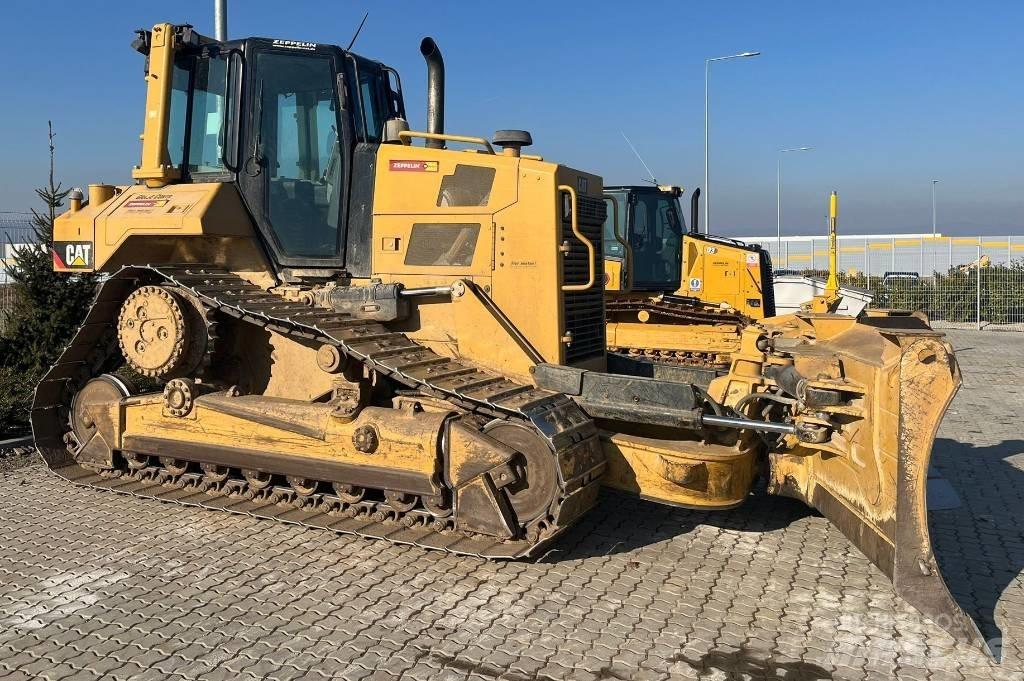 CAT D 6 N XL Bulldozer på larvebånd