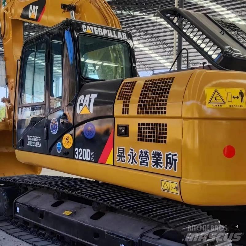 CAT 320D Gravemaskiner på larvebånd