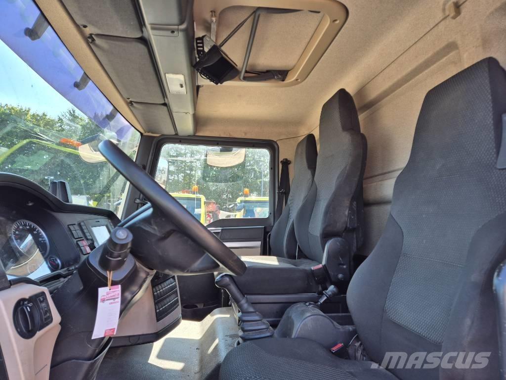 MAN TGL 12.250 Lastbil med lad/Flatbed