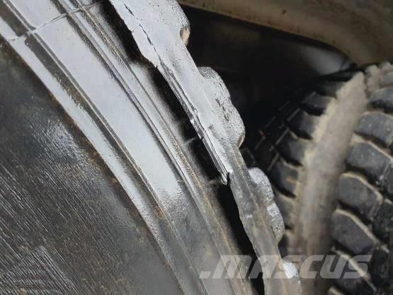 Iveco AD 410 T51 Lastbiler med tip