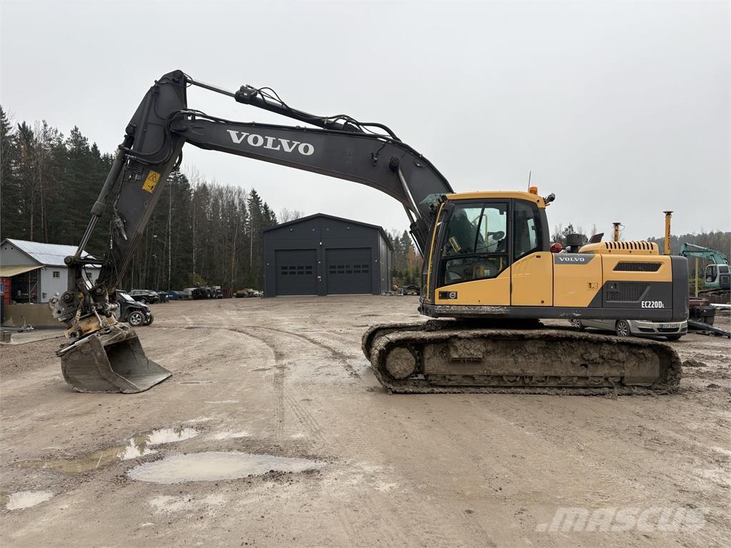 Volvo EC220DL Gravemaskiner på larvebånd