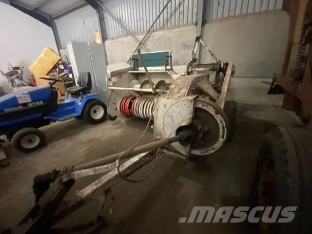 Kola Rivale 2 Pressere til firkantede baller