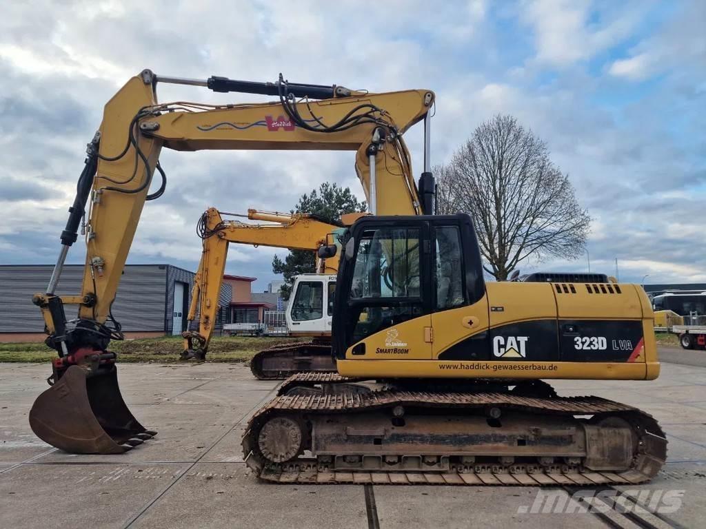 CAT 323d Gravemaskiner på larvebånd