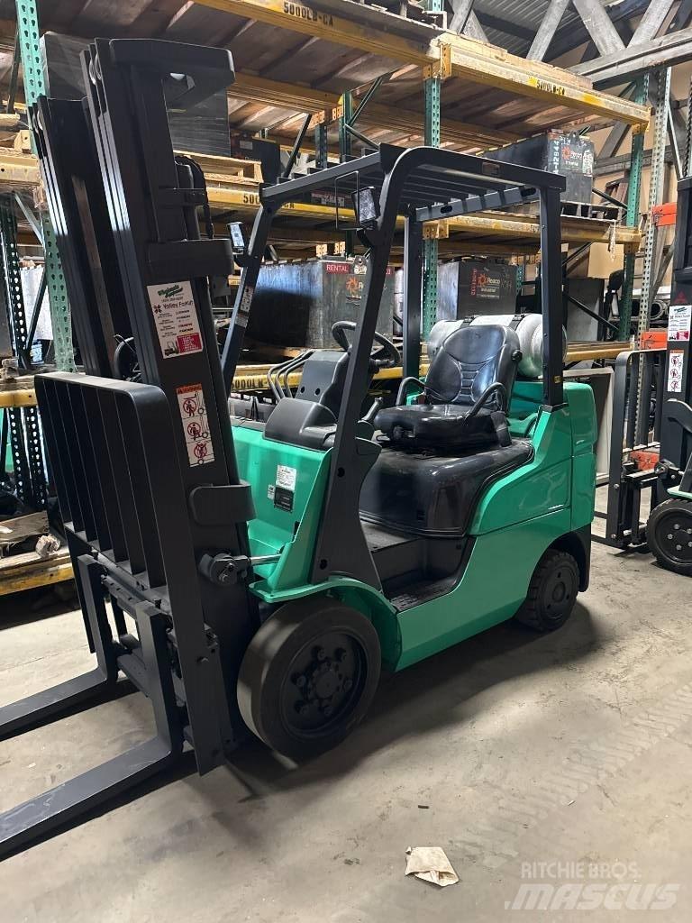 Mitsubishi FGC25N Gaffeltrucks - andre