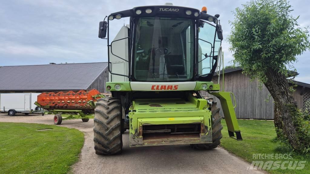 CLAAS Tucano 440 Mejetærskere