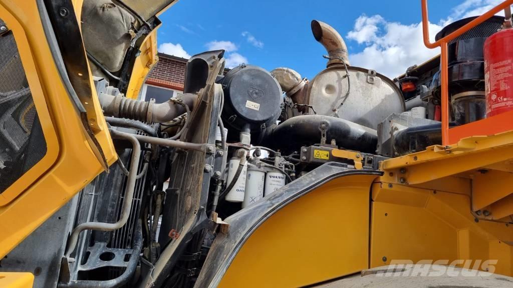 Volvo L 260 H Læssemaskiner på hjul