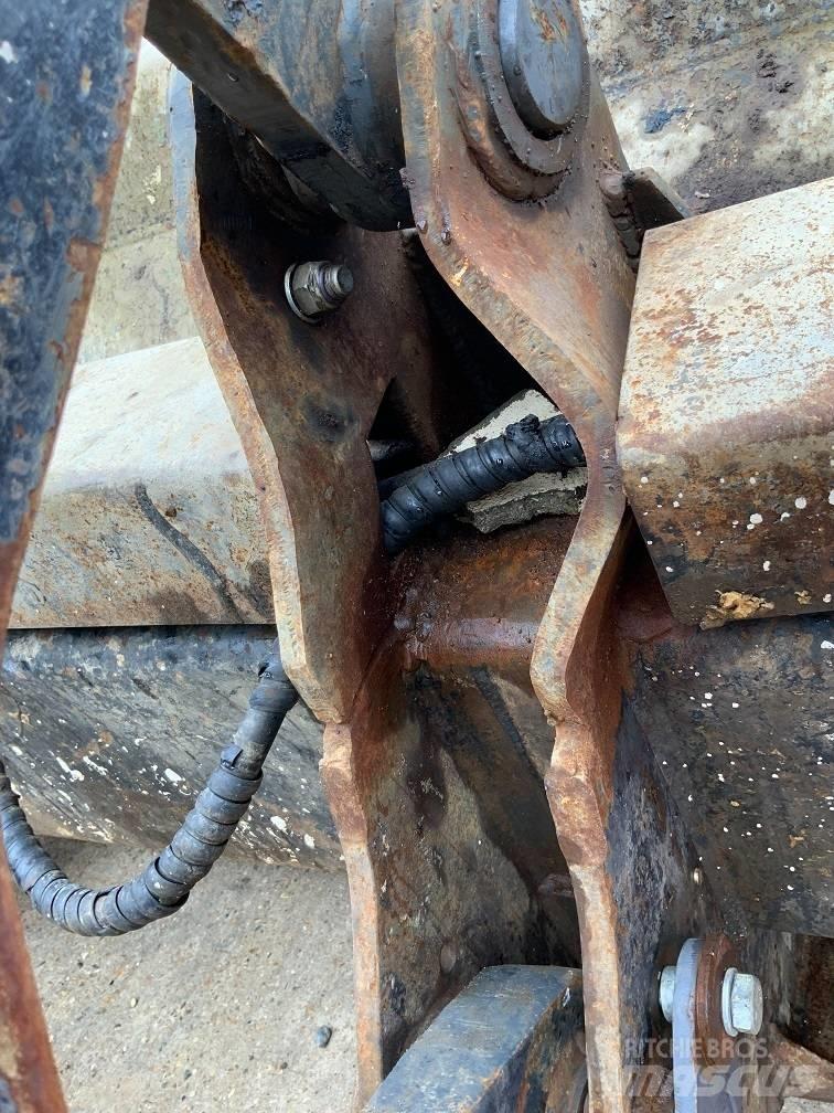 JCB 437 HT Læssemaskiner på hjul