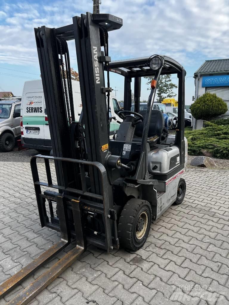 Nissan PD01A18PQ LPG gaffeltrucks