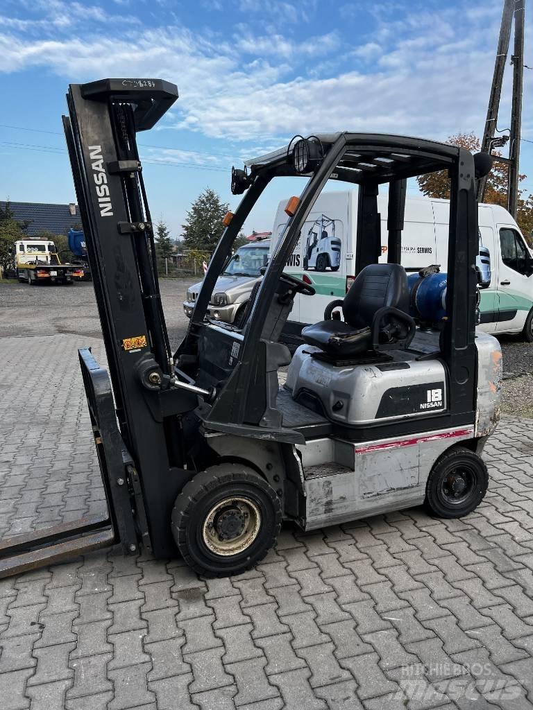 Nissan PD01A18PQ LPG gaffeltrucks