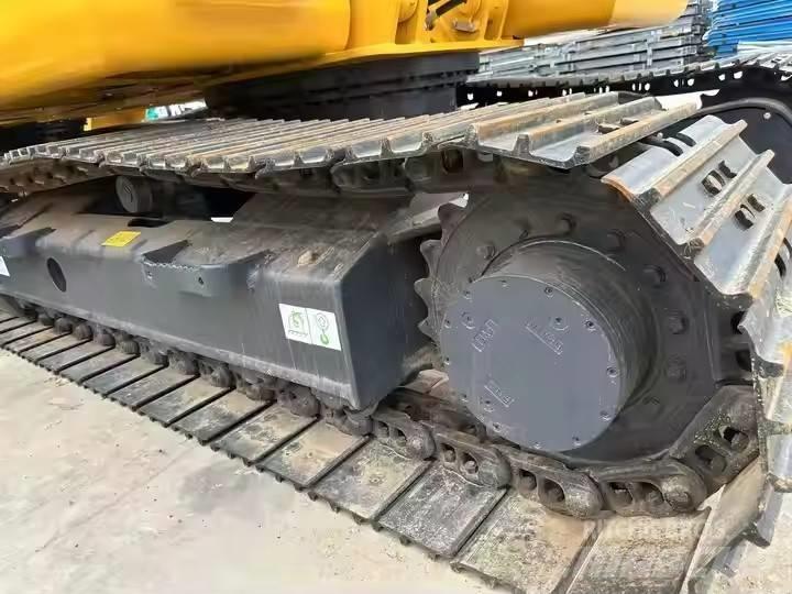 Komatsu PC130 Gravemaskiner på larvebånd