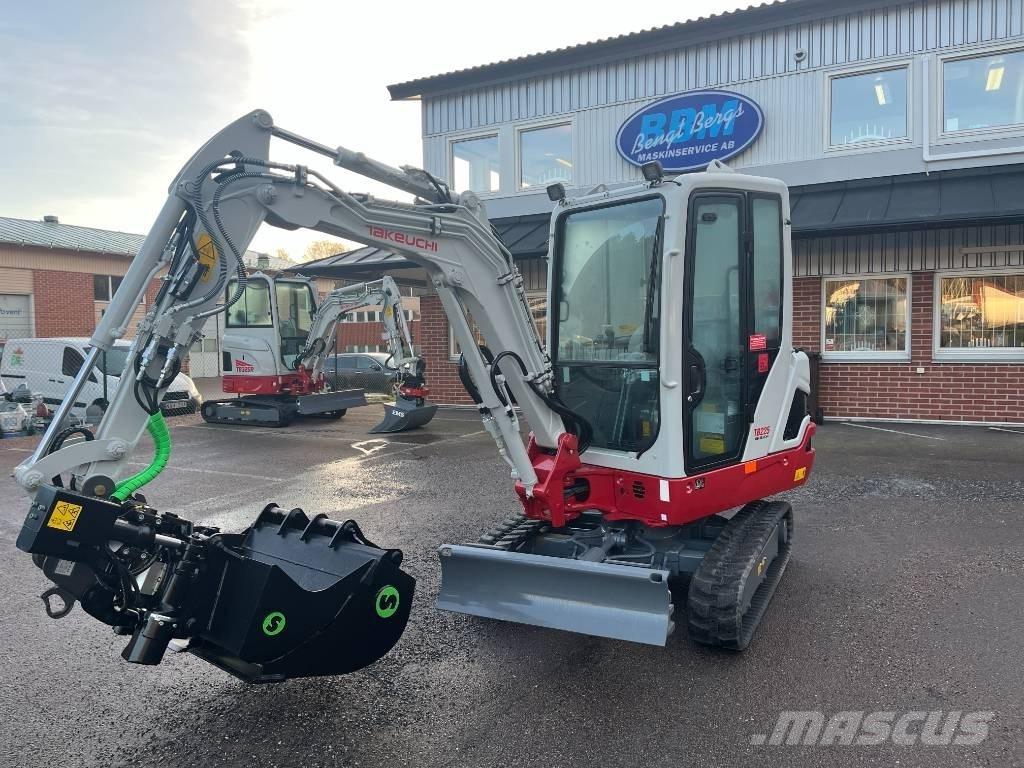 Takeuchi TB 225 Minigravemaskiner