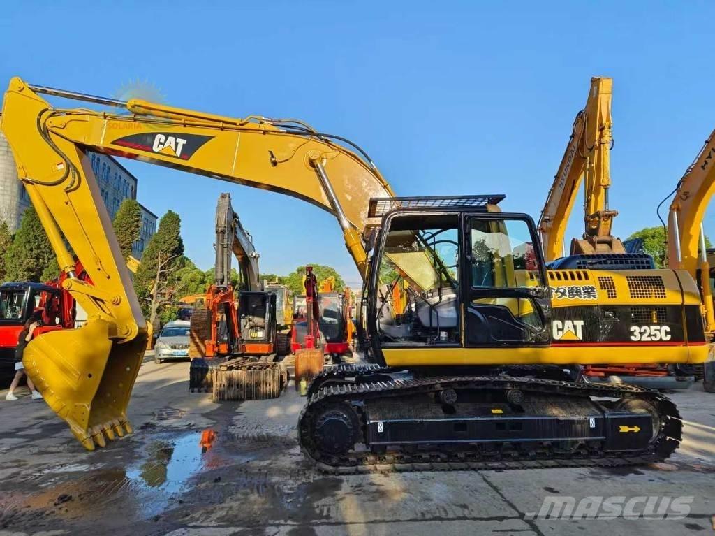 CAT 325 C Gravemaskiner på larvebånd