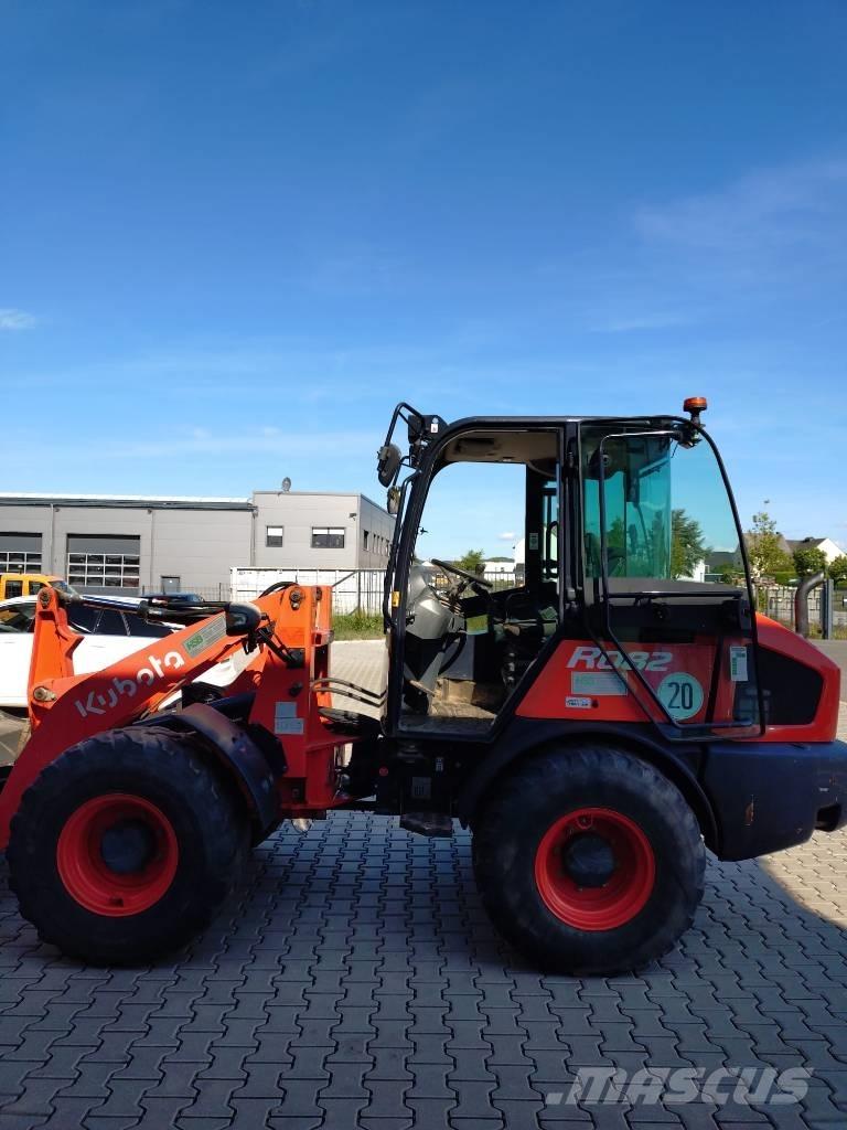 Kubota R 082 Læssemaskiner på hjul
