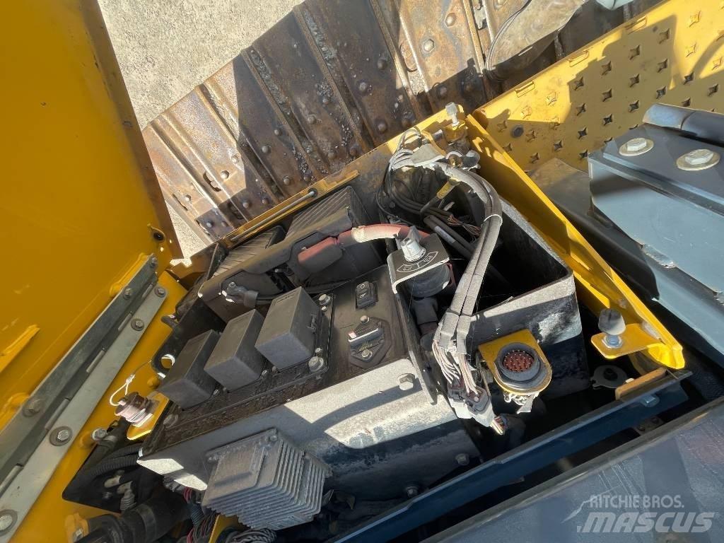 DEERE 700K Bulldozer på larvebånd