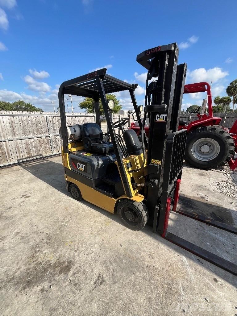 CAT FGC 15K Gaffeltrucks - andre