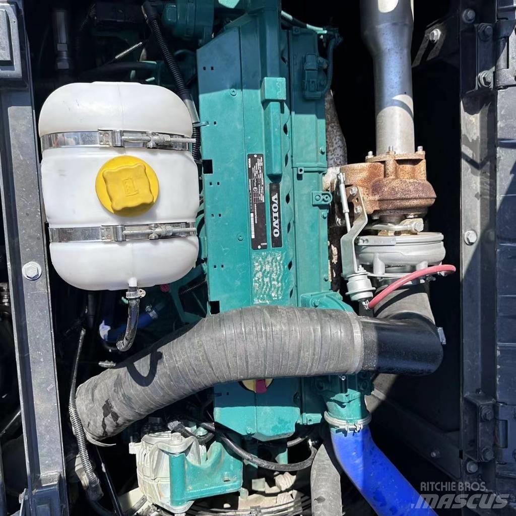 Volvo EC 240 Gravemaskiner på larvebånd