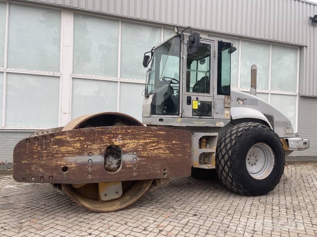 CAT CS 663 E Enkelt tromle