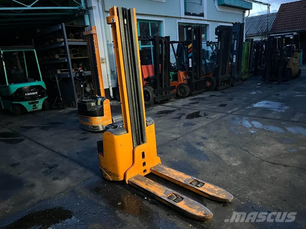 Still EGV12   V-4250 Selvkørende stablere