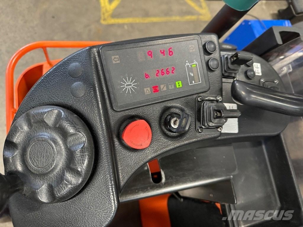 Toyota SSE135L Selvkørende stablere