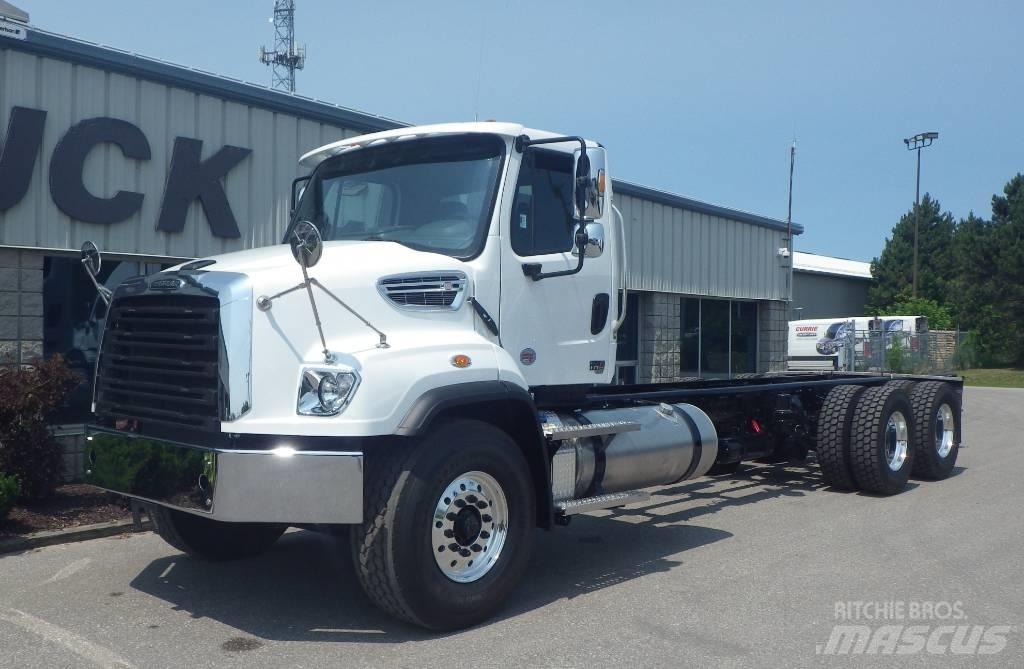 Freightliner 114 SD Chassis