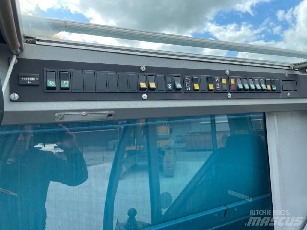 Liebherr LTM 1055-1 Kraner til alt terræn